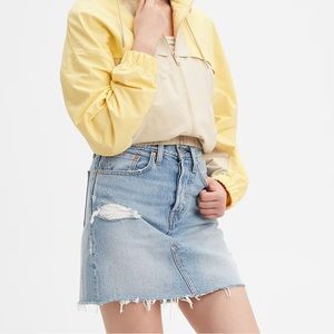 Levi’s denim skirt